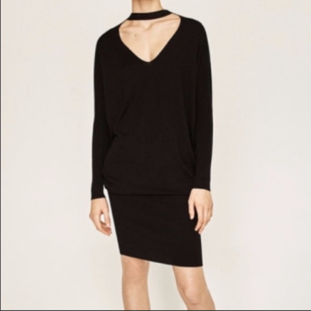 NWOT Zara V-neck choker sweater dress in black